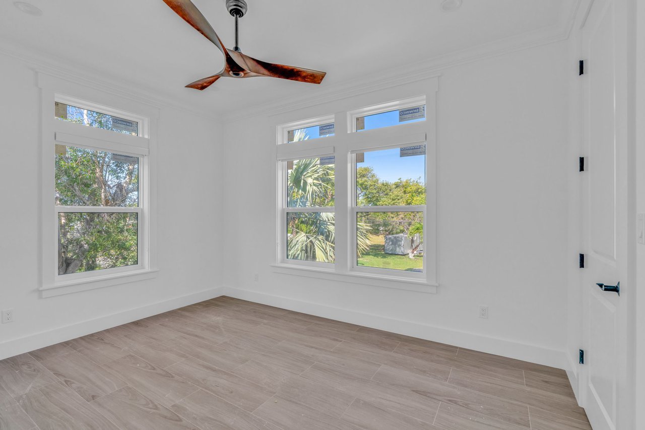 17210 Angelfish Lane