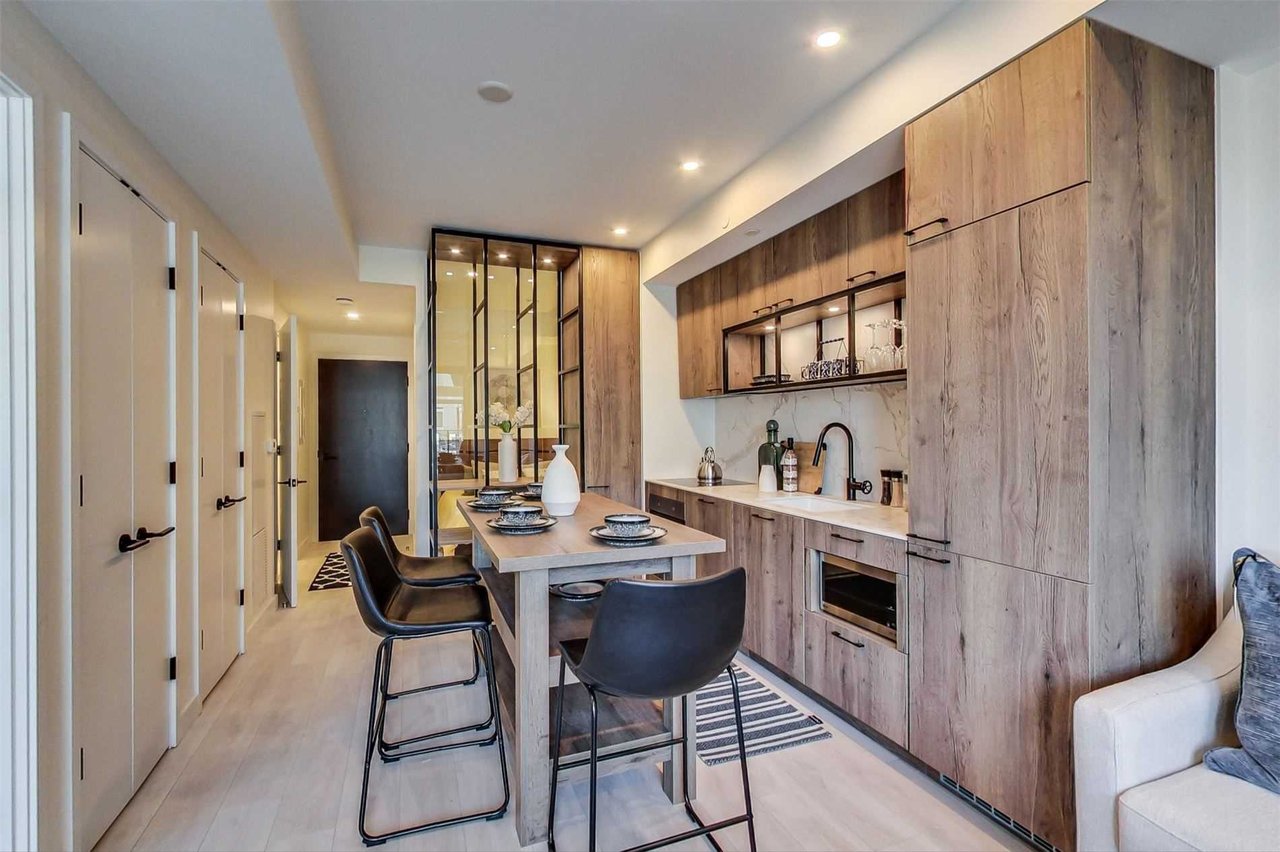 505 Richmond St #1102