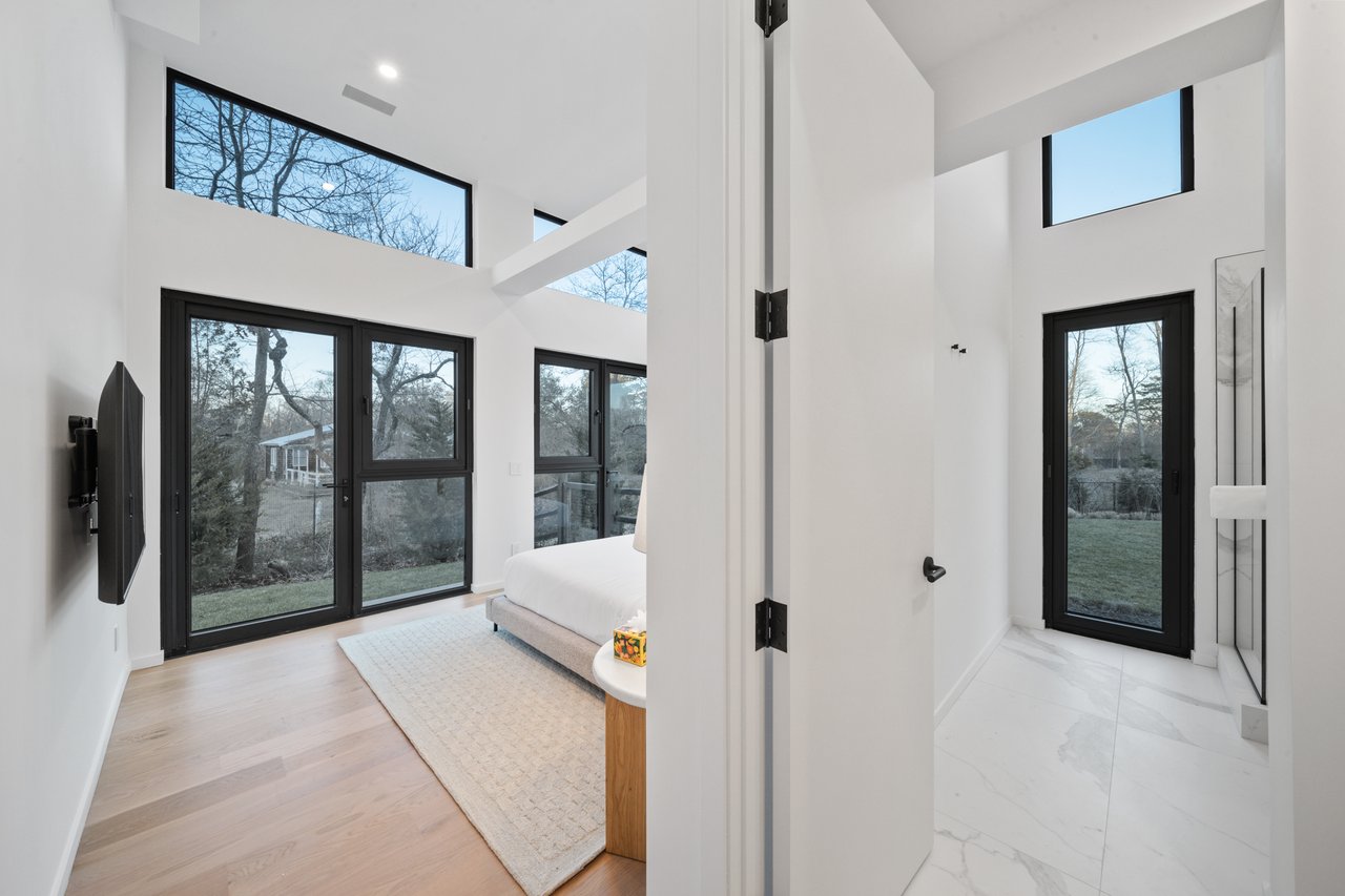5 Ridge Lane, Hampton Bays