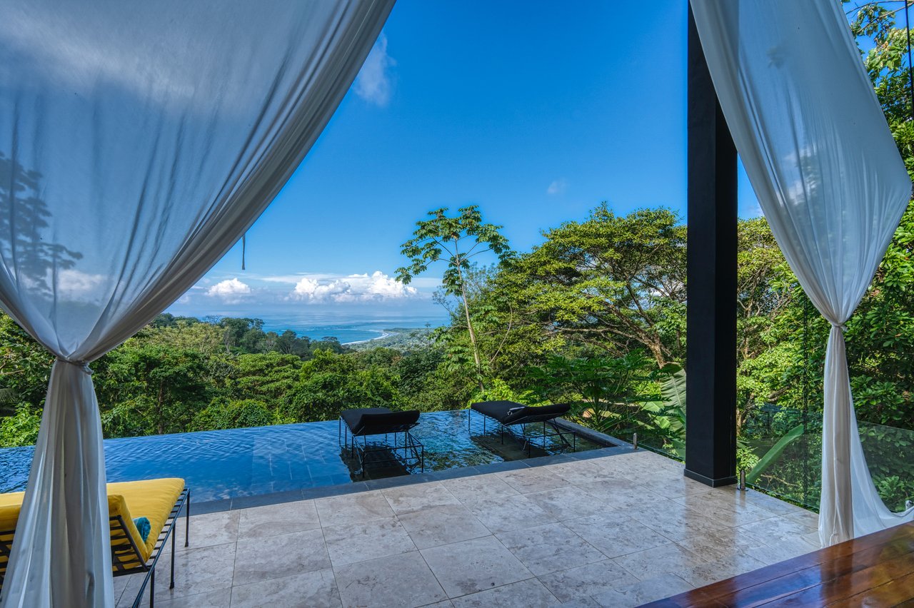 Beauty Villa- Ocean View in Uvita