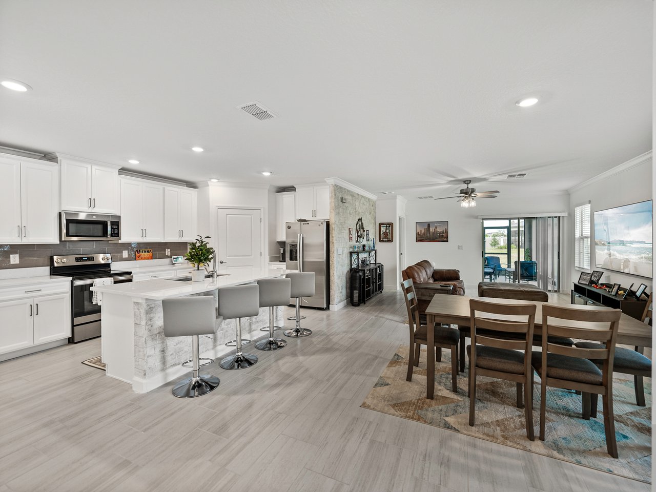 31500 MAGNA GULF LOOP