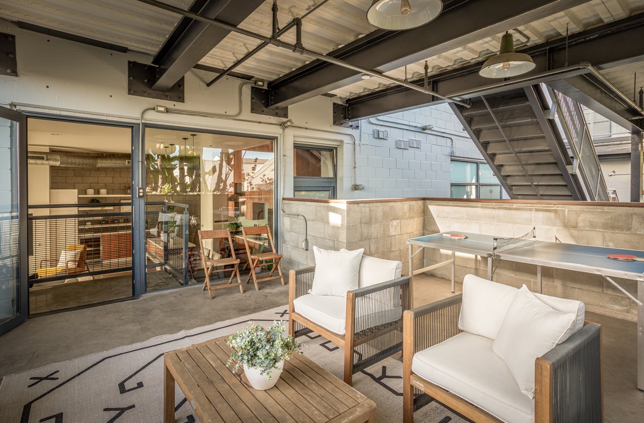 1534 17th St Unit: 105, Santa Monica