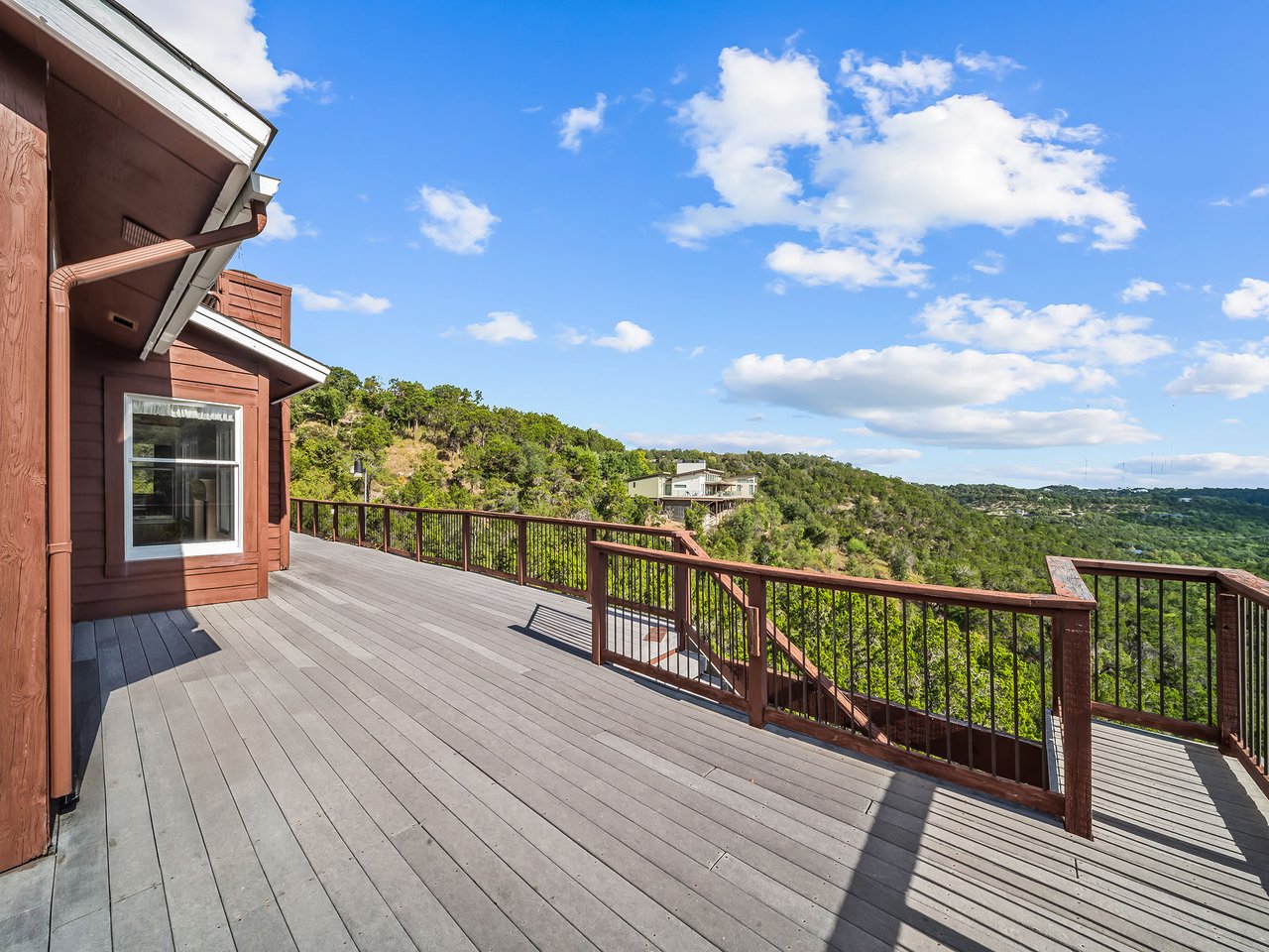 1302 Circle Ridge Drive