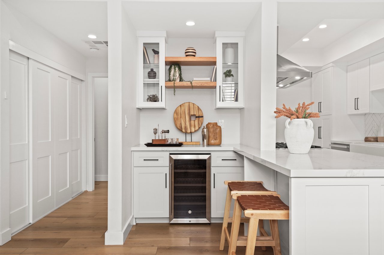 1049 16th Street, Unit 5