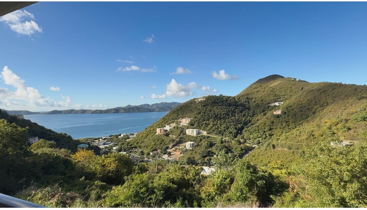 1107 Spyglass Hill 1 Bedroom Apartment + 1 Office