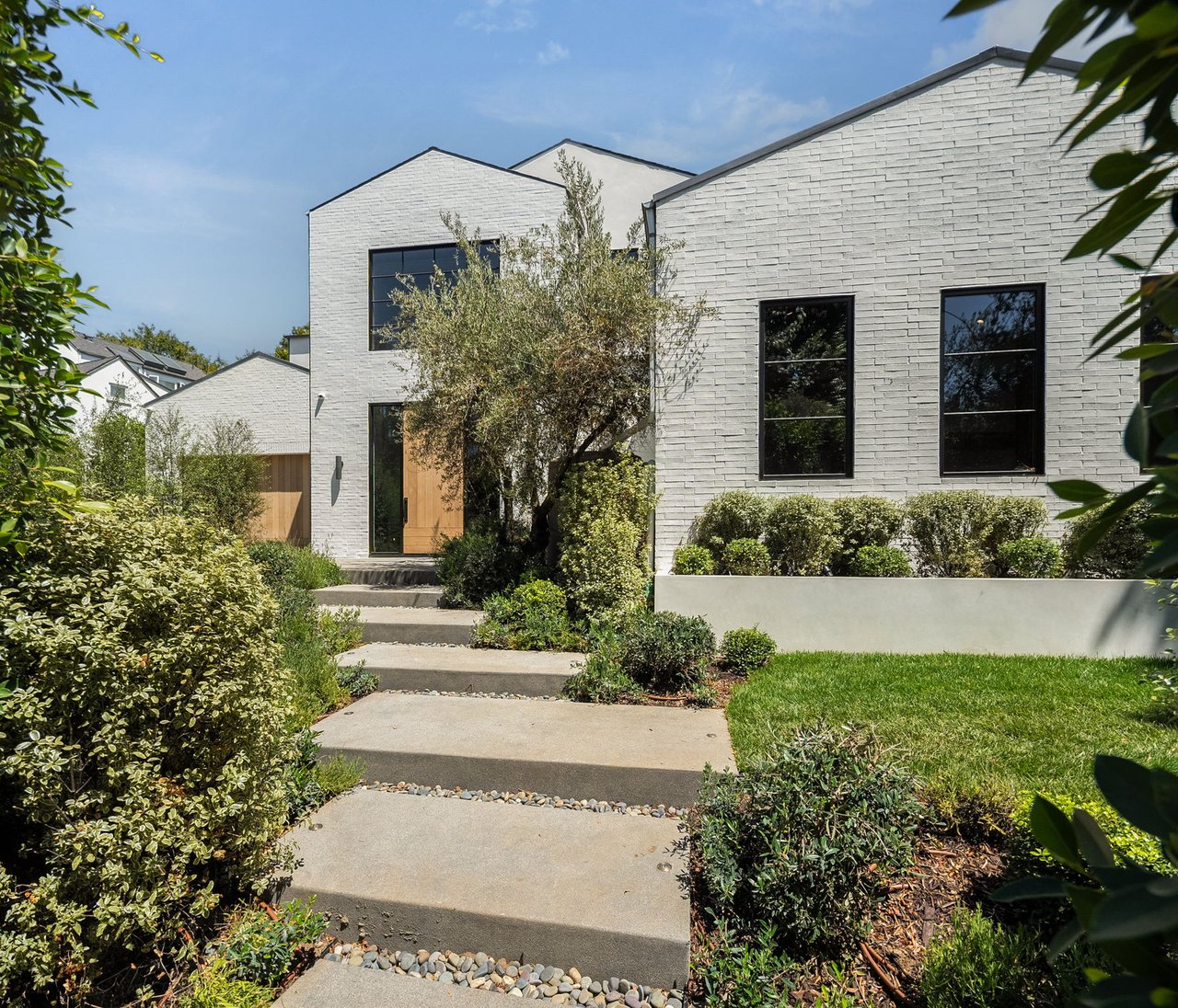 258 Barlock Ave