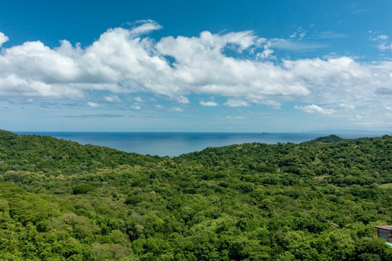 Casa Camino 93 | Luxury Ocean View Estate with Infinity Saltwater Pool in Las Ventanas de Playa Grande
