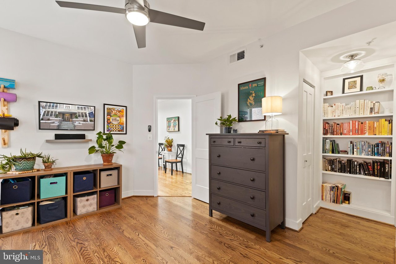 1445 N St NW #303