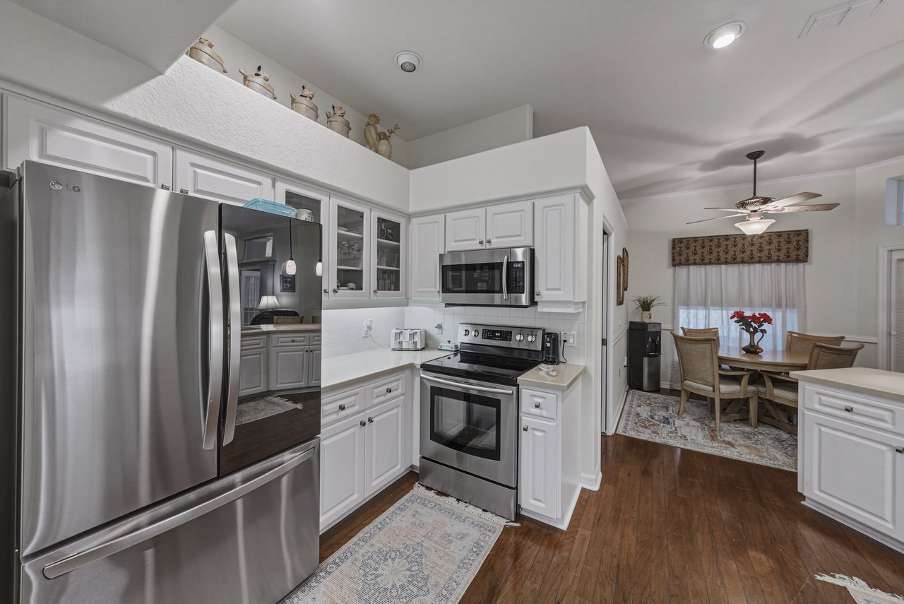 12215 WOODLANDS CIR