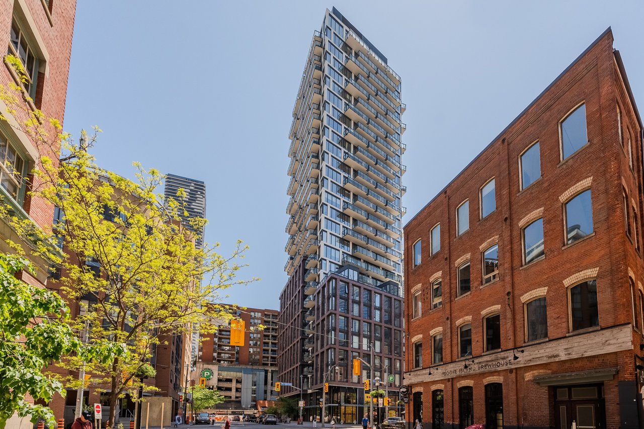 2404-2A Church St