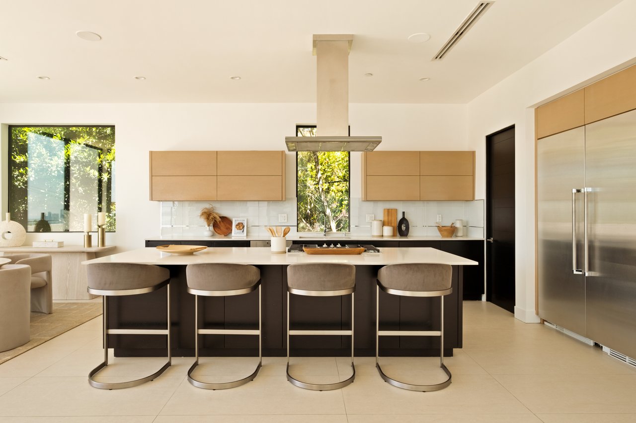 1516 Forest Knoll Dr, Sunset Strip