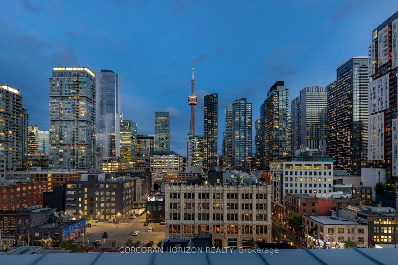 QUEEN ST W PENTHOUSE
