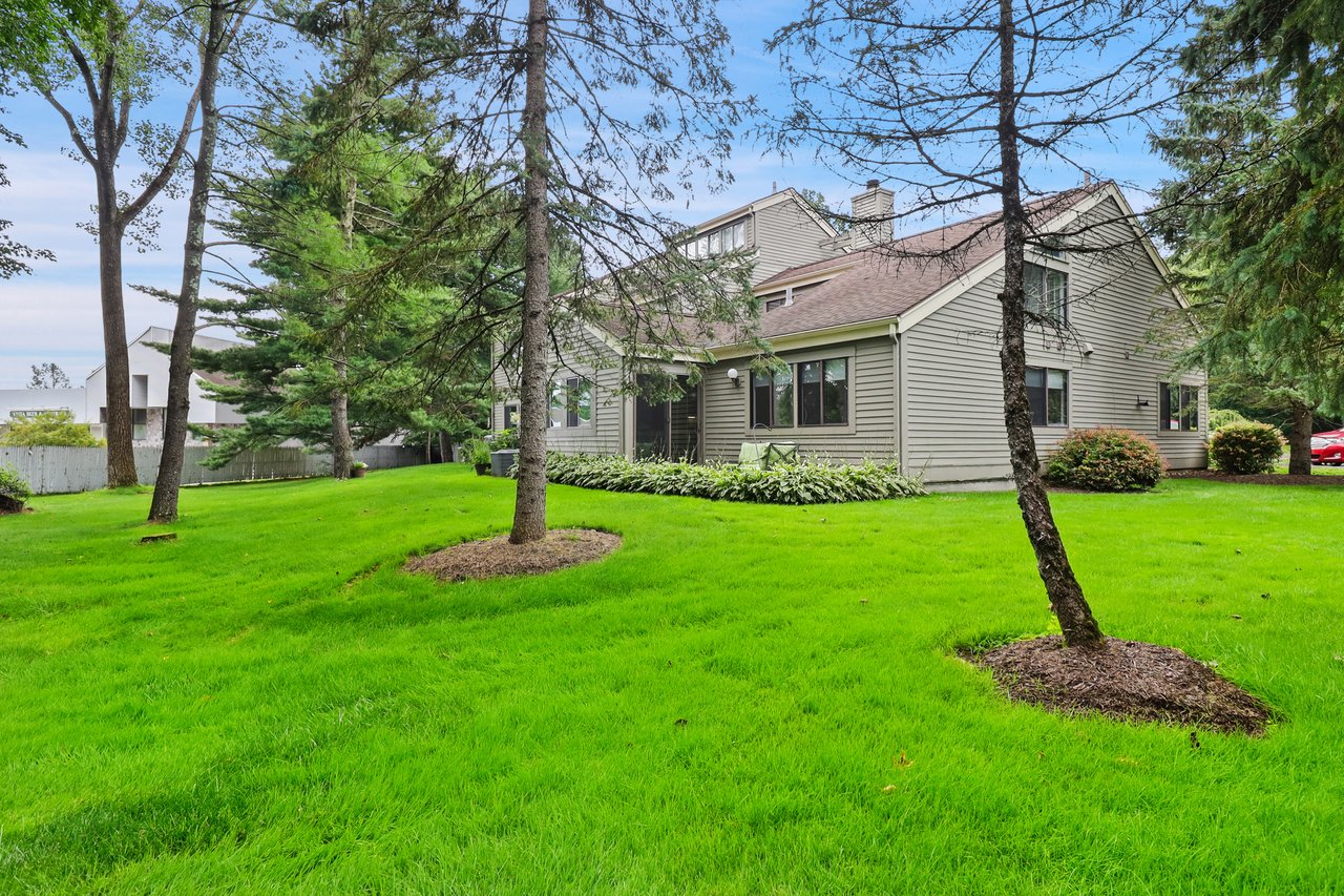 1 Oakridge Drive
