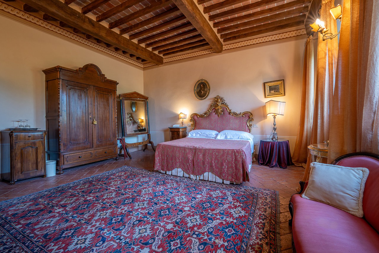 VILLA MECENATE