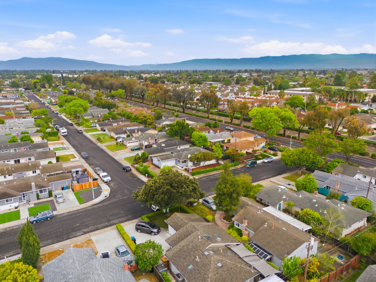 3240 Santa Maria Avenue