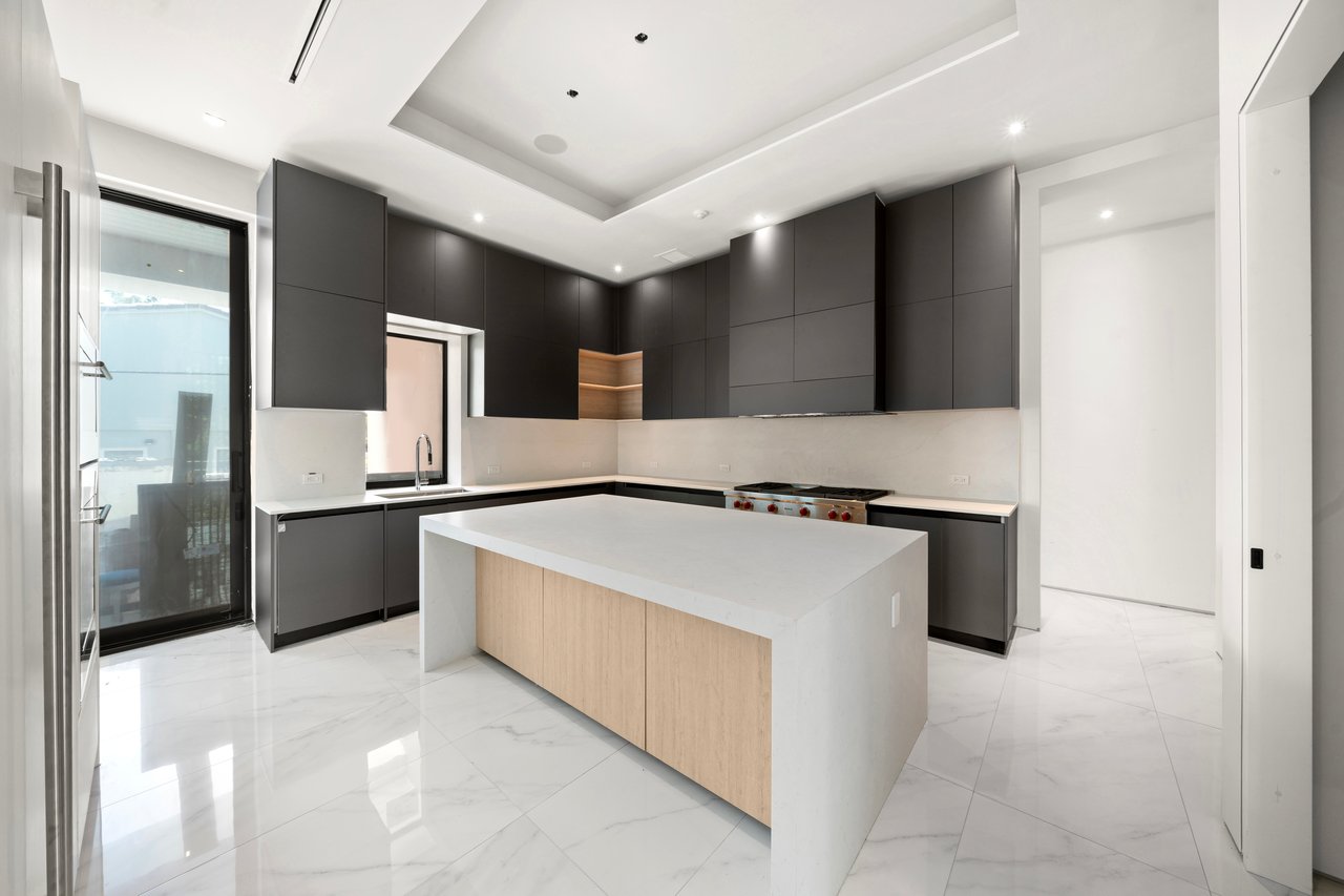 4430 Nautilus Drive, Miami Beach, FL 33140