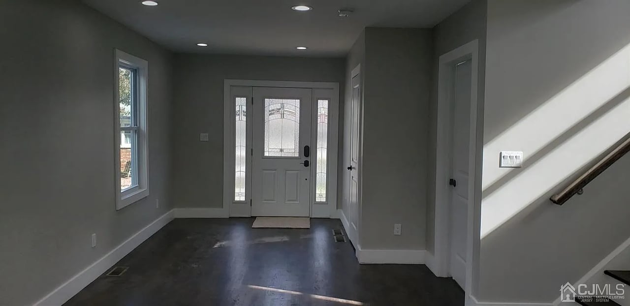 135 Cooper Ave