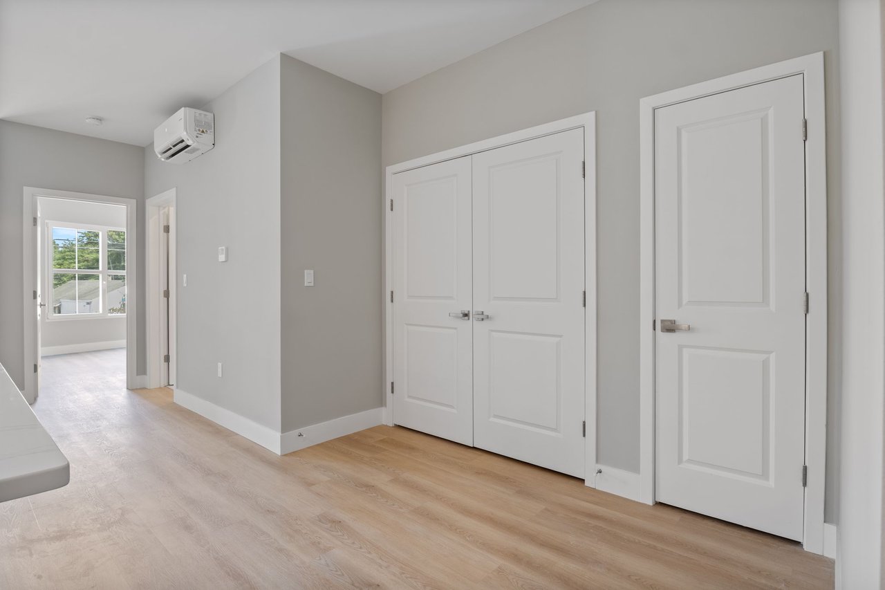 298 Main Street, 2B