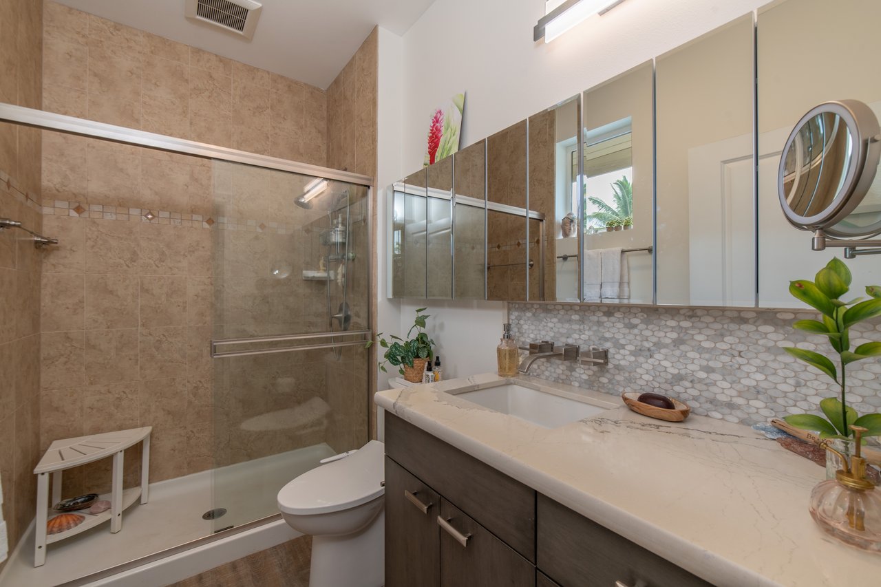 Kai Ani Village 12-204