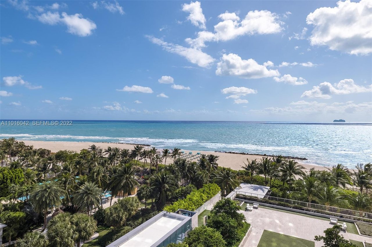 2901 Collins Ave, #901
