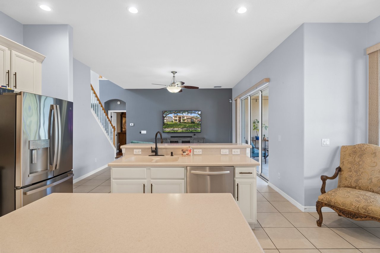 619 Largovista Dr