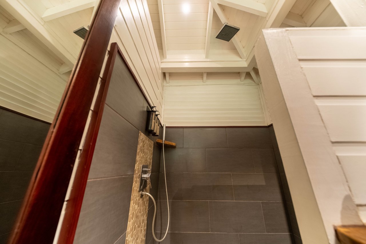 Mikado Natural Lodge | Turnkey Eco Lodge with Ocean Views & Expansion Potential in Guanacaste