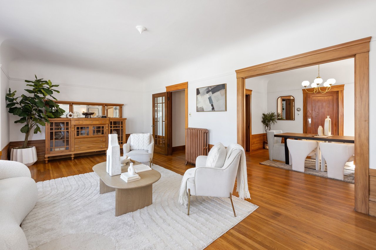 Richmond Duplex with Income Potential