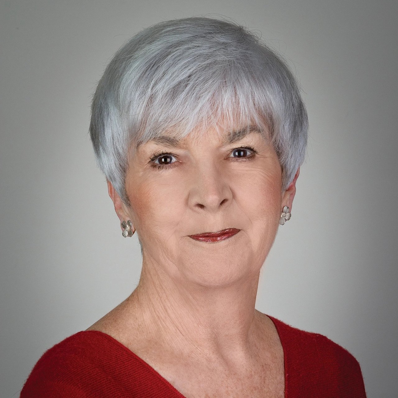 Connie Moss Damariscotta, ME Real Estate Agent Headshot