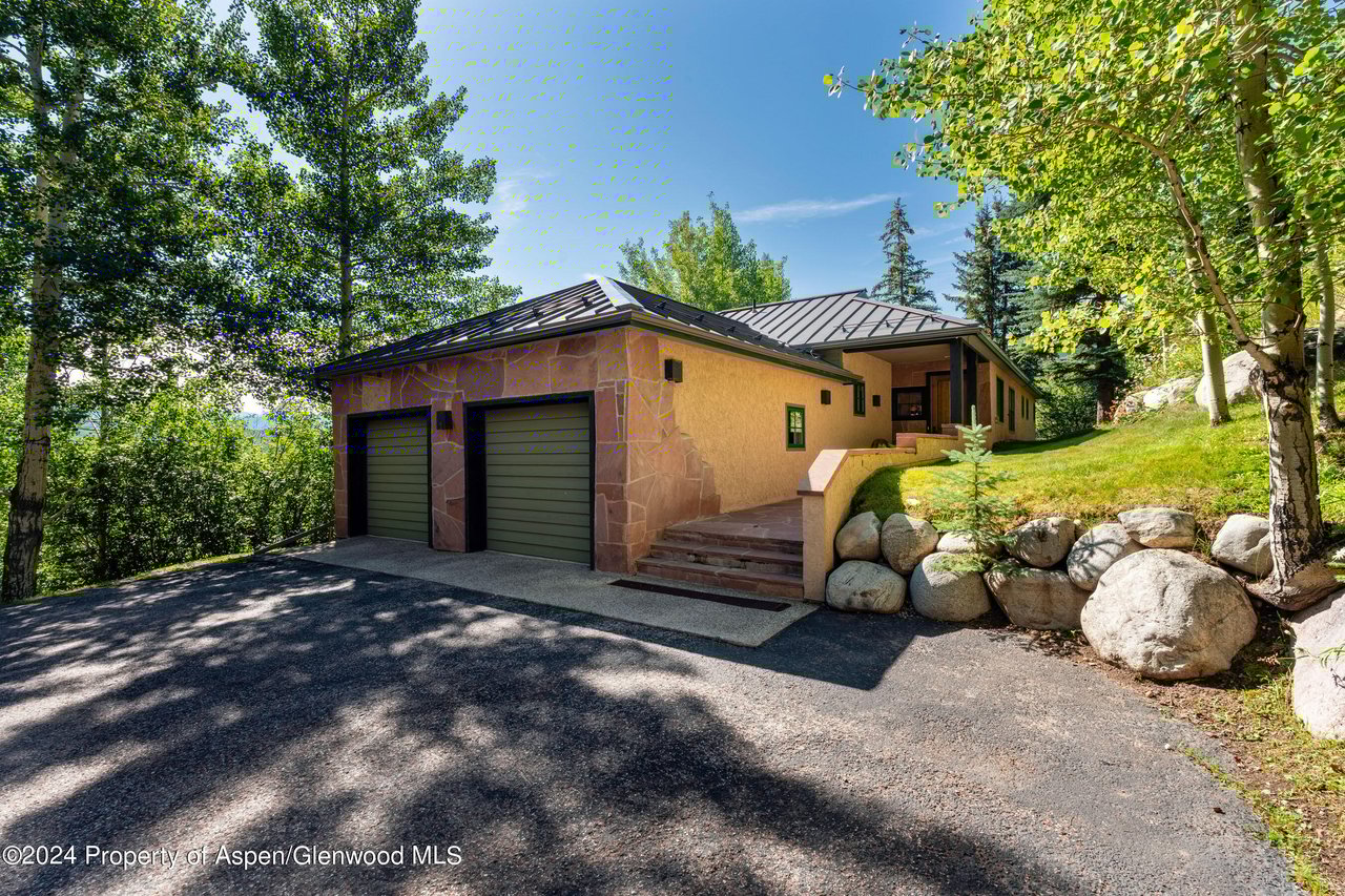 75 Terrace Lane