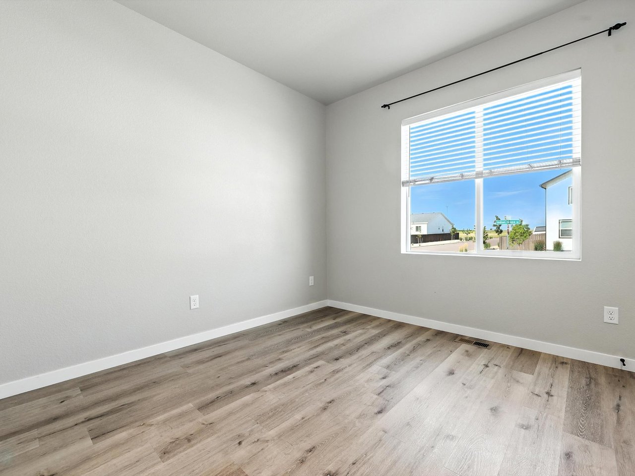 411 Indian Grass Street