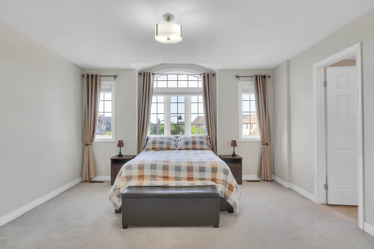 73 Medici Lane Unit: 5