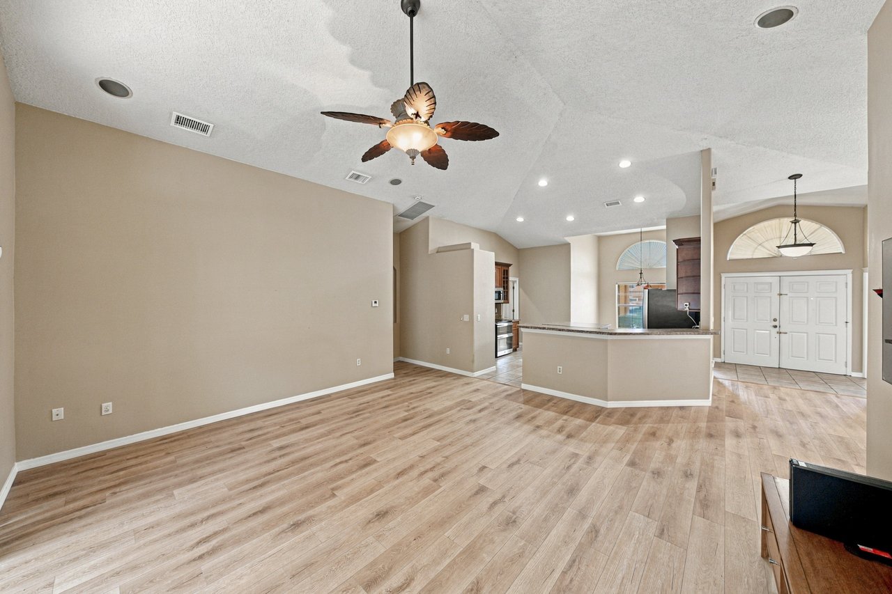 6908 Pine Springs Drive