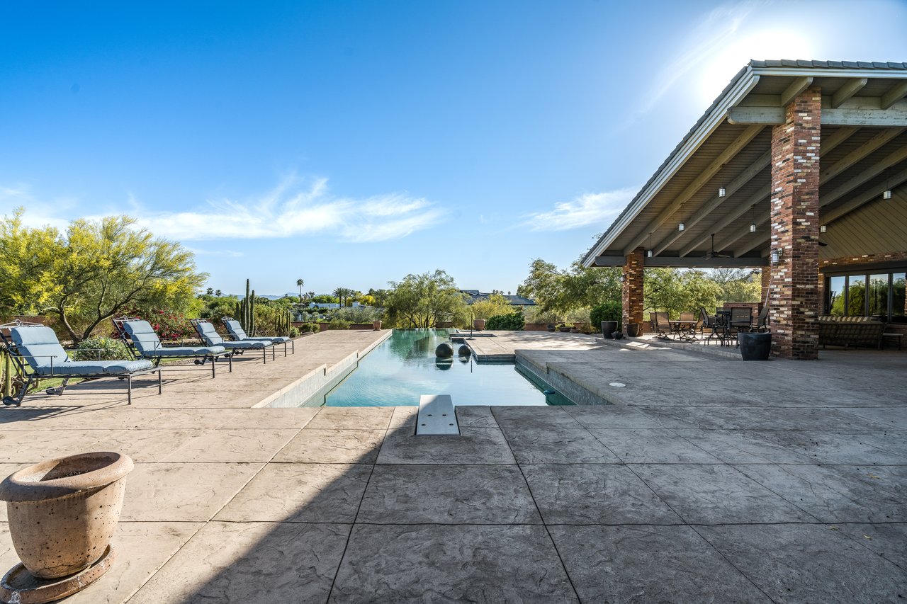 Luxury PV Hilltop Sanctuary