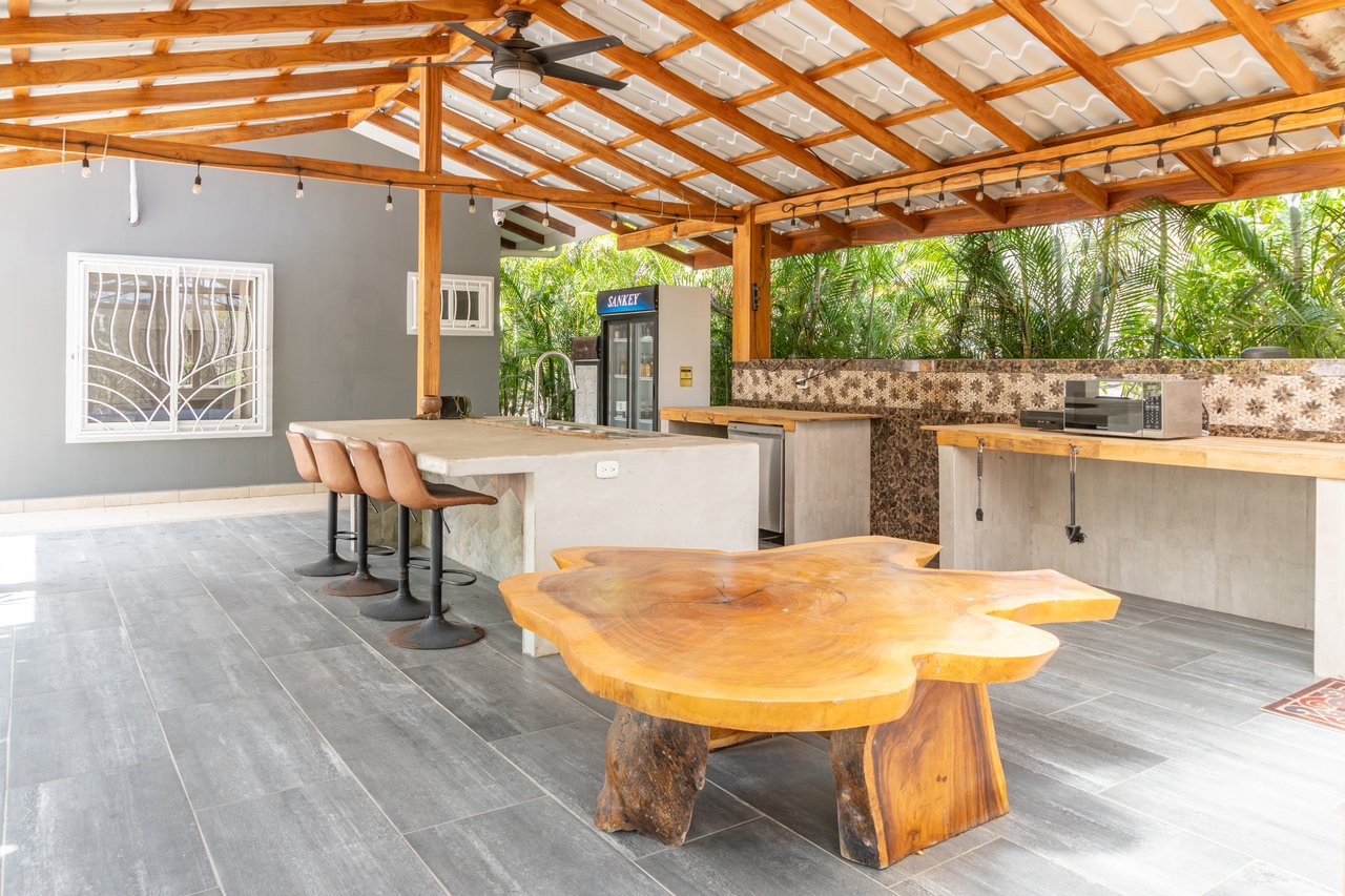 Casa Congo / Barrio Los Monos , Sámara, Guanacaste