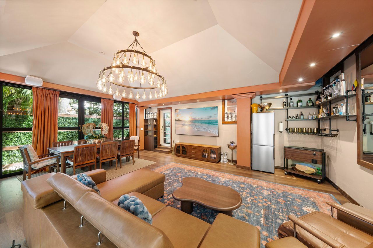 238 E San Marino Drive
