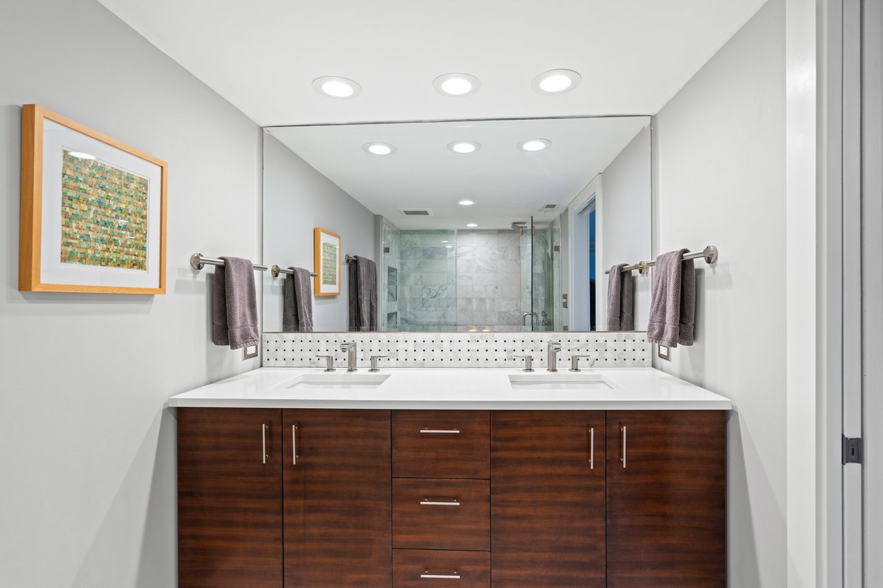 1726 17th St NW, Unit B1