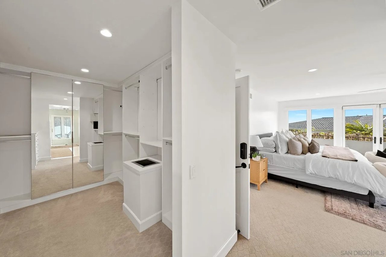 5791 La Jolla Corona Dr