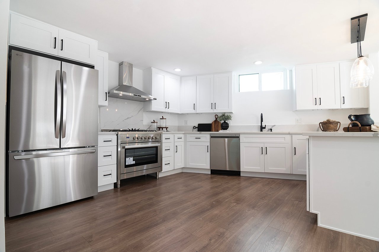 8155 Willow Glen Rd.