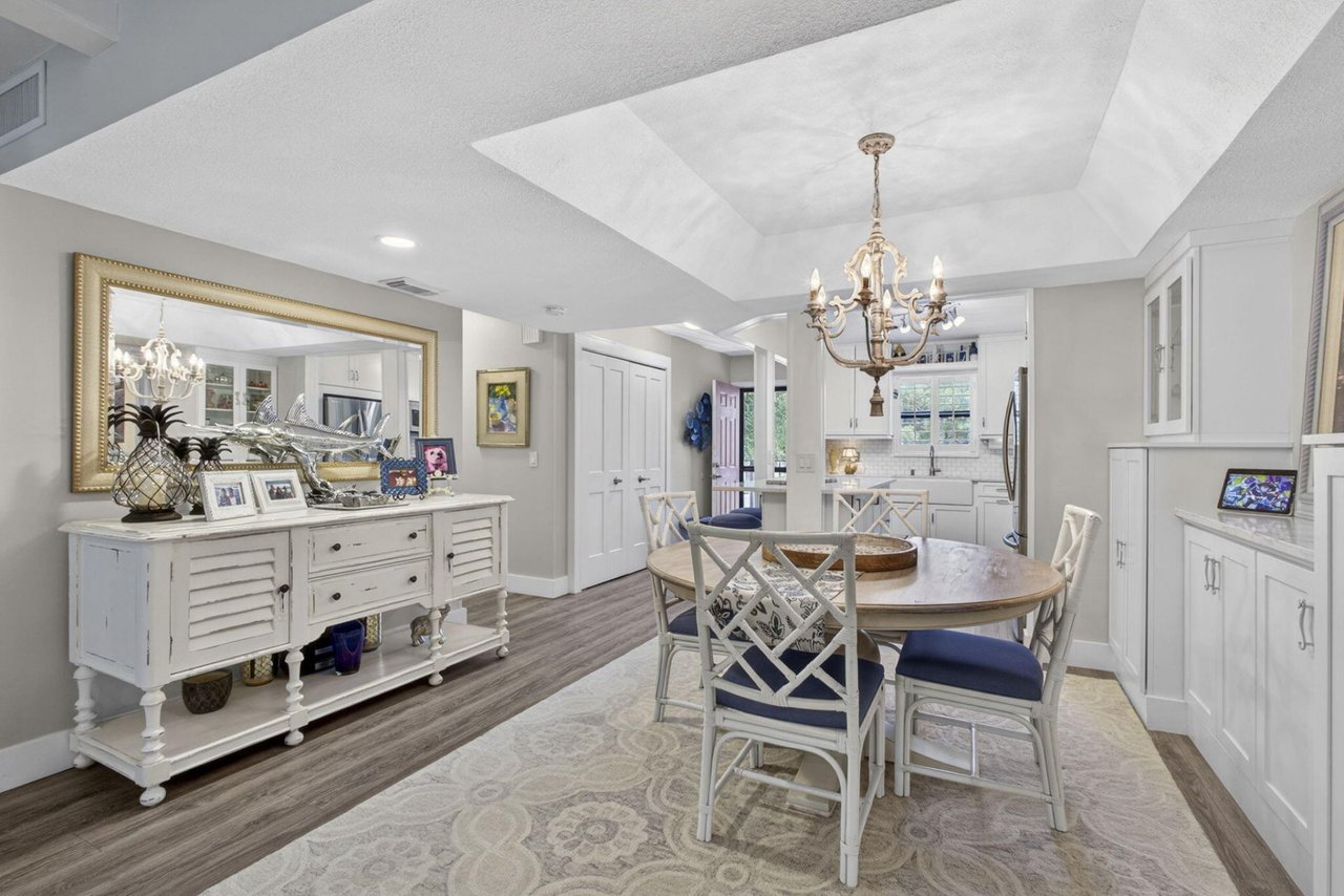 327 Southwind Drive, 203