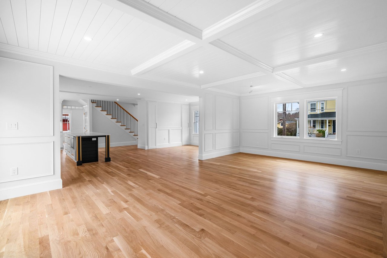 36 Rockaway Ave