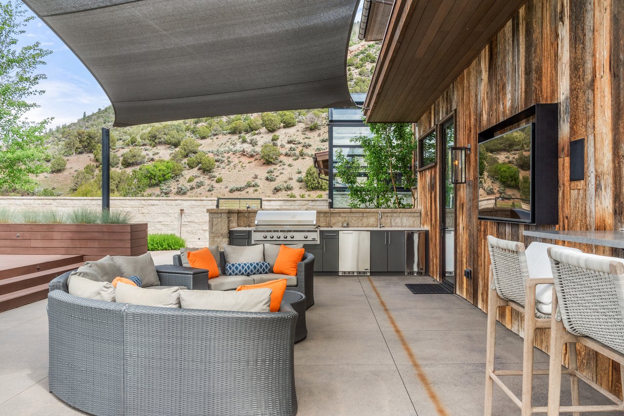 295 Aspen Valley Ranch Road