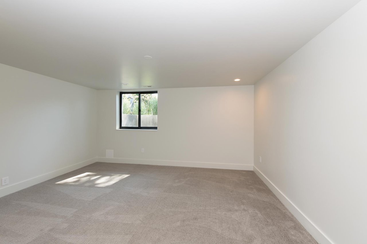 4021 + 4025 Bryant Street | Sunnyside