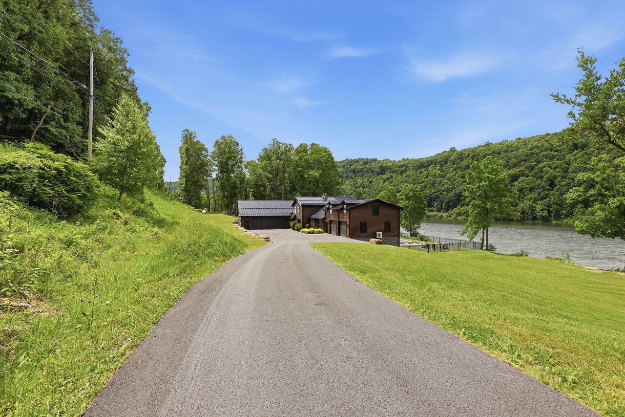 1050 Watteresonville Road