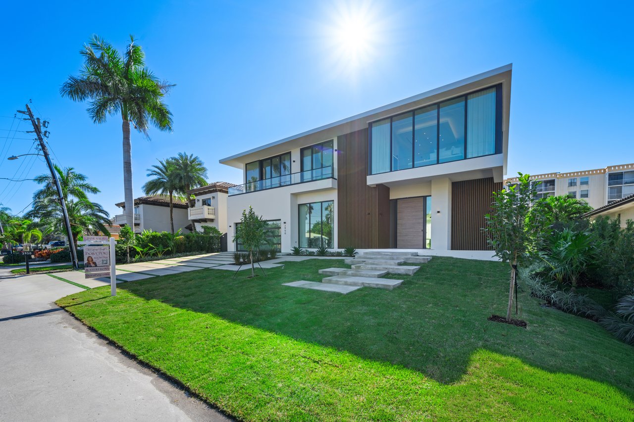 2950 NE 164th Street