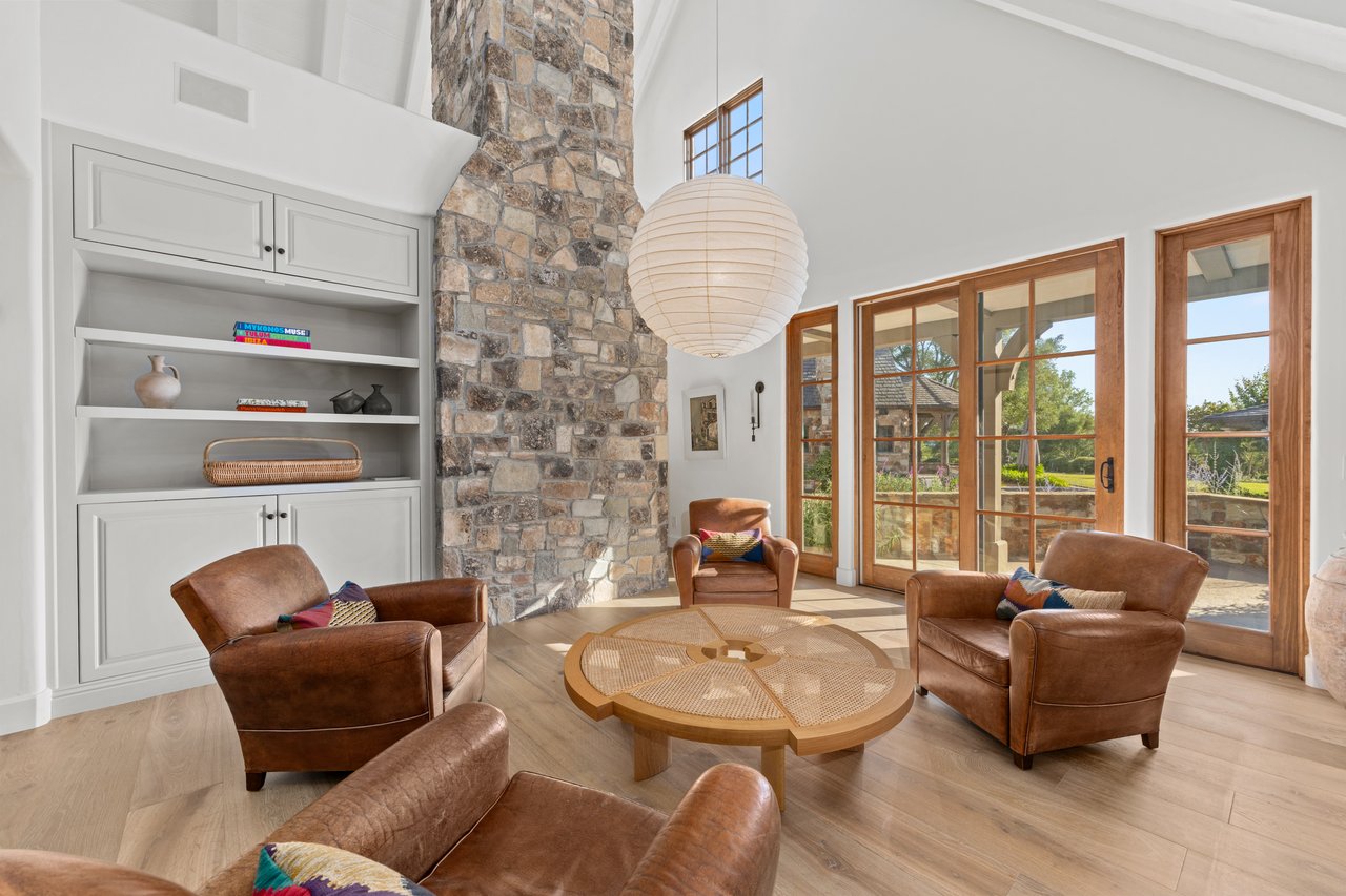 Regency Hills Estate