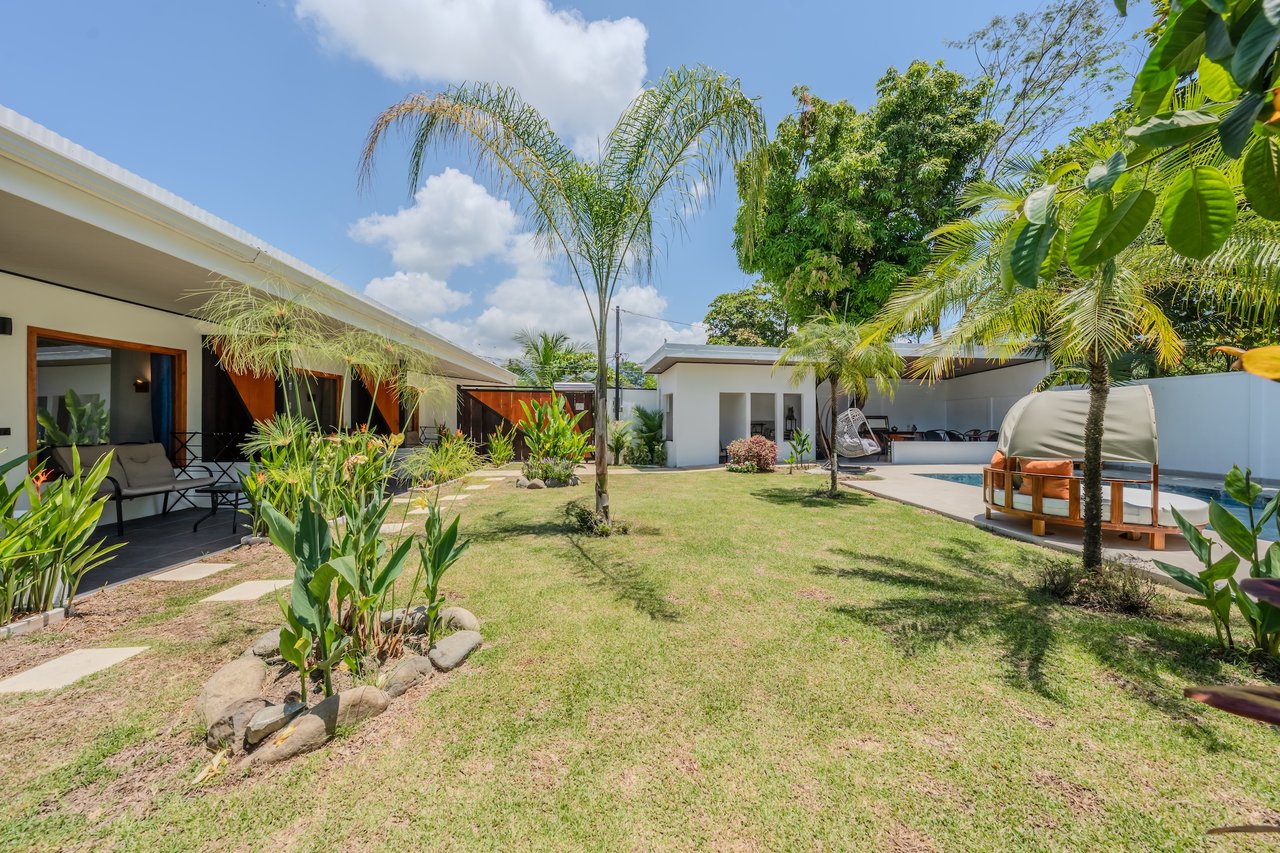 Turnkey Boutique Hotel for Sale in Bahía Ballena, Uvita – Los Papyrus
