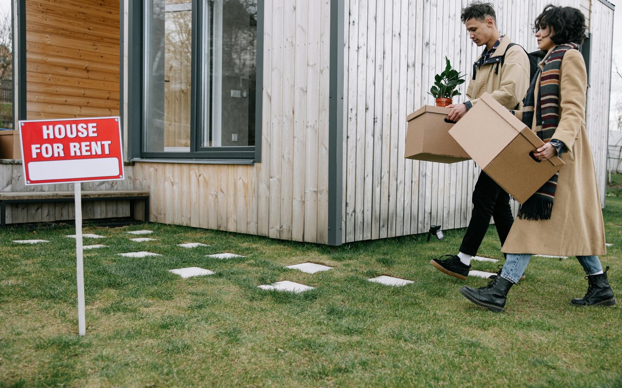 The Ultimate Renter's Move-In Checklist (And Other Questions To Ask)