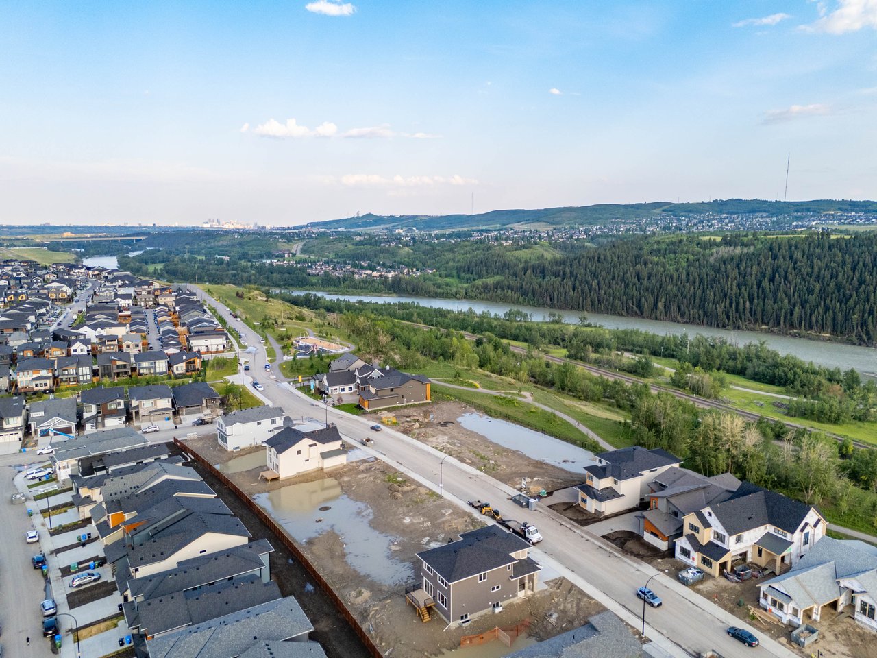 265 Rowmont Drive NW