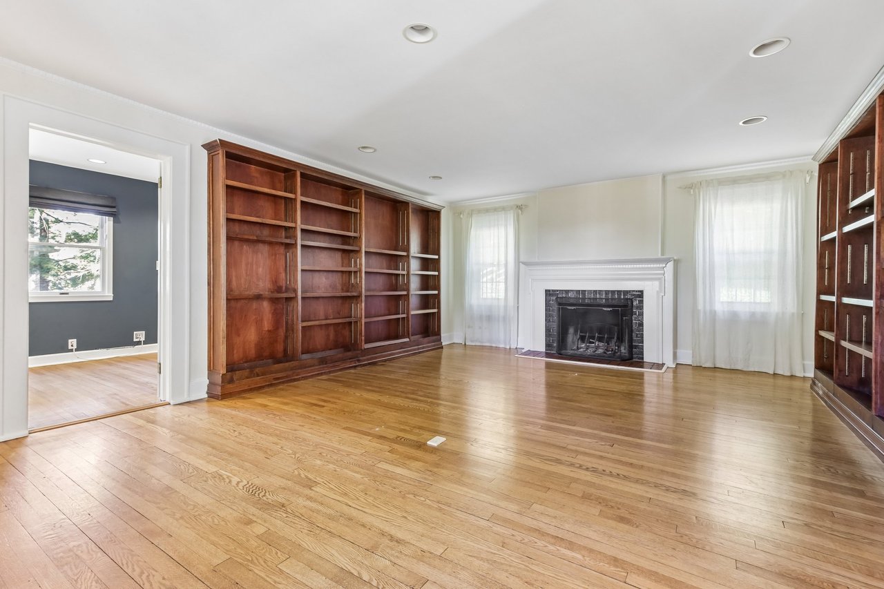 147 Glen Avenue