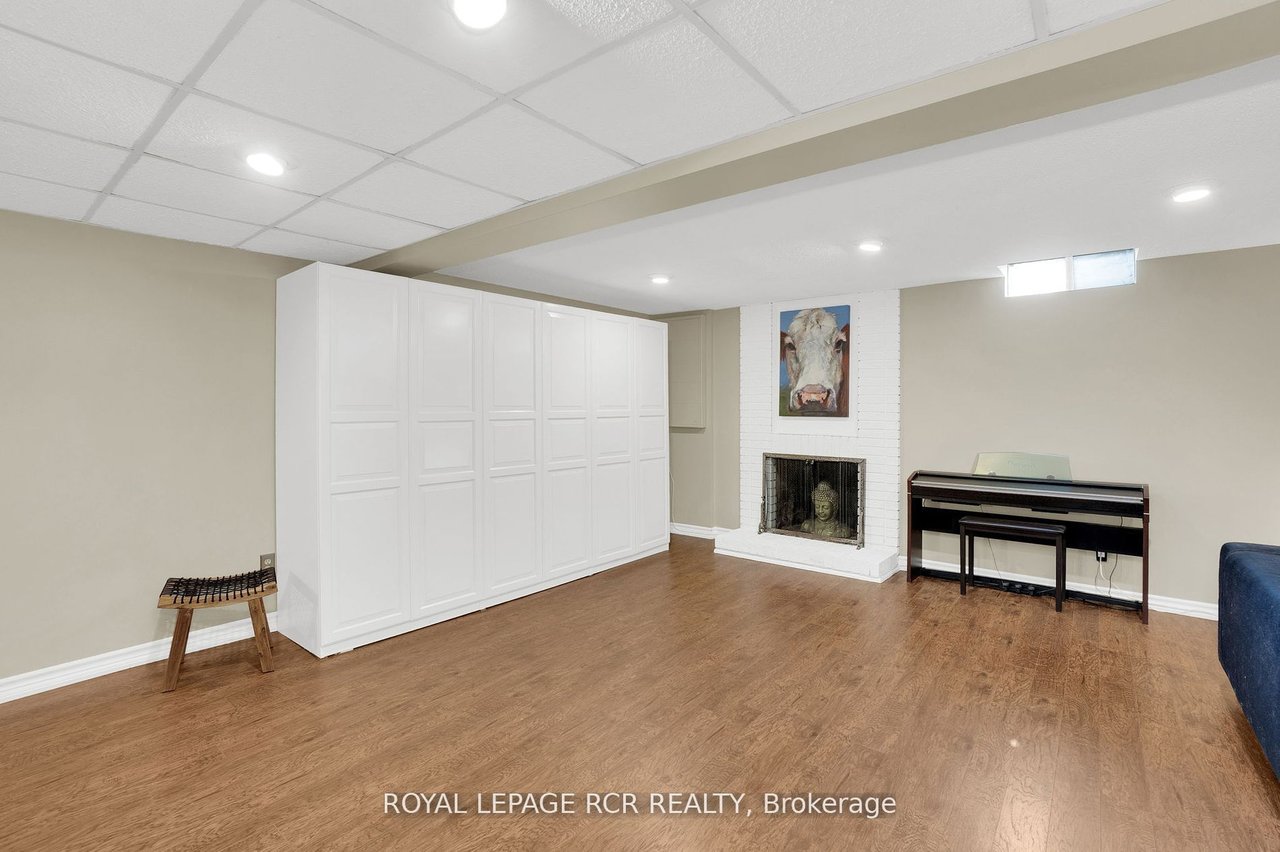 336 Dingle Crt, Caledon